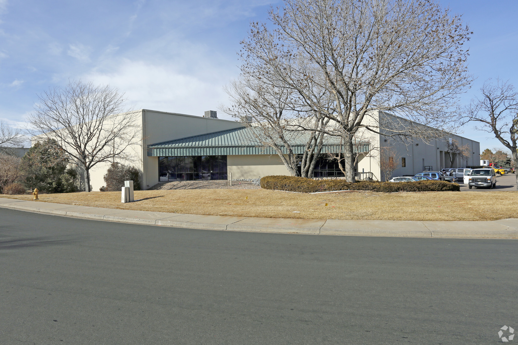 5401 Oswego St, Denver, CO for lease Primary Photo- Image 1 of 3