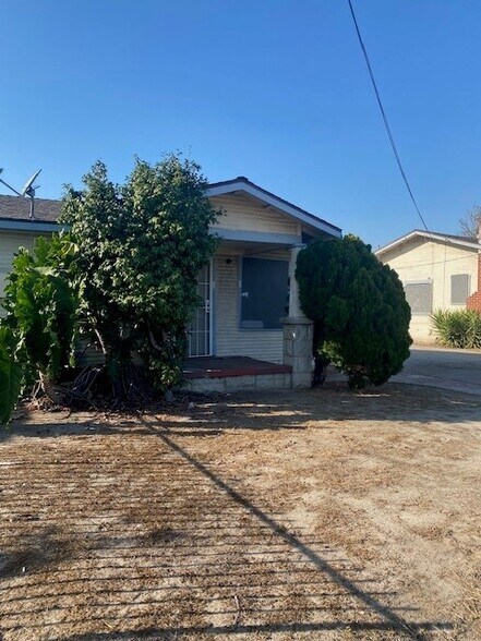 Potential 23 Unit FOR SALE Development portfolio of 2 properties for sale on LoopNet.com - Building Photo - Image 3 of 20