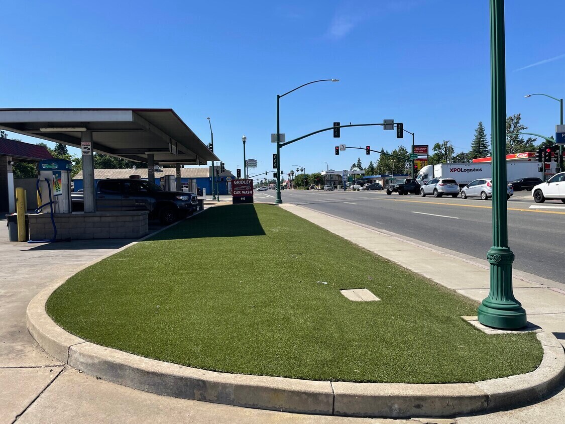 110 E Spruce Ln, Gridley, CA 95948 Gridley Car Wash
