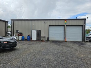 5942 Richard St, Jacksonville, FL for lease Building Photo- Image 2 of 5