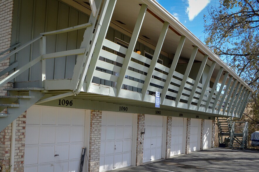 1088 Miller St, Lakewood, CO for sale - Building Photo - Image 2 of 3