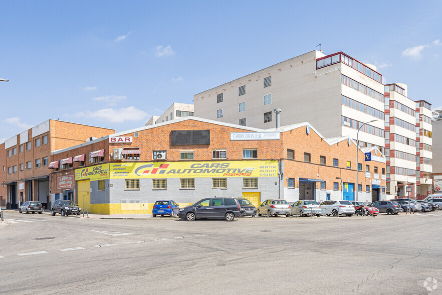 Calle Gamonal, 15, Madrid, Madrid for lease - Building Photo - Image 3 of 3