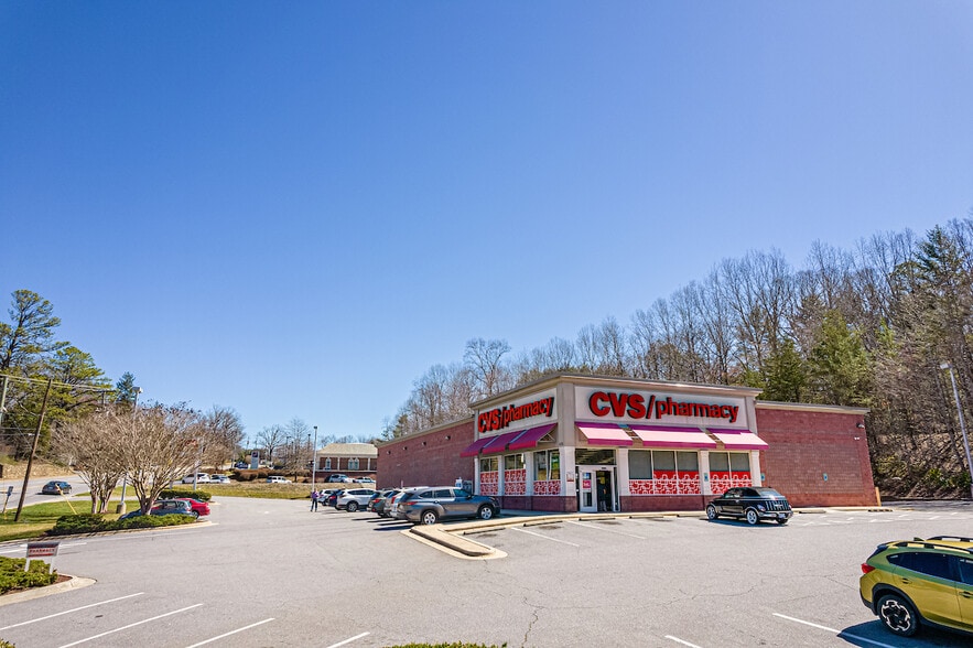 425 W State St, Black Mountain, NC for sale - Building Photo - Image 3 of 16