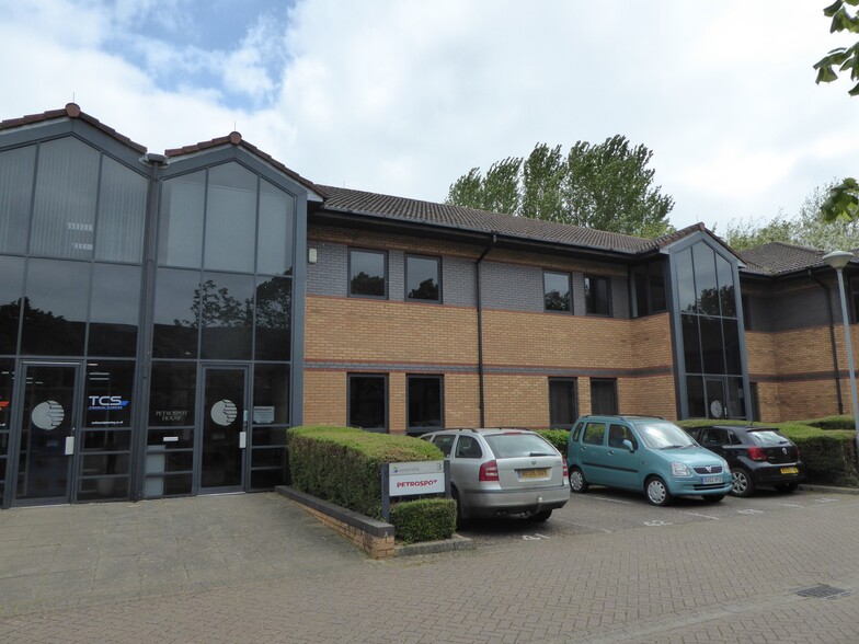 Banbury Business Park, Adderbury, Banbury for lease - Building Photo - Image 2 of 5