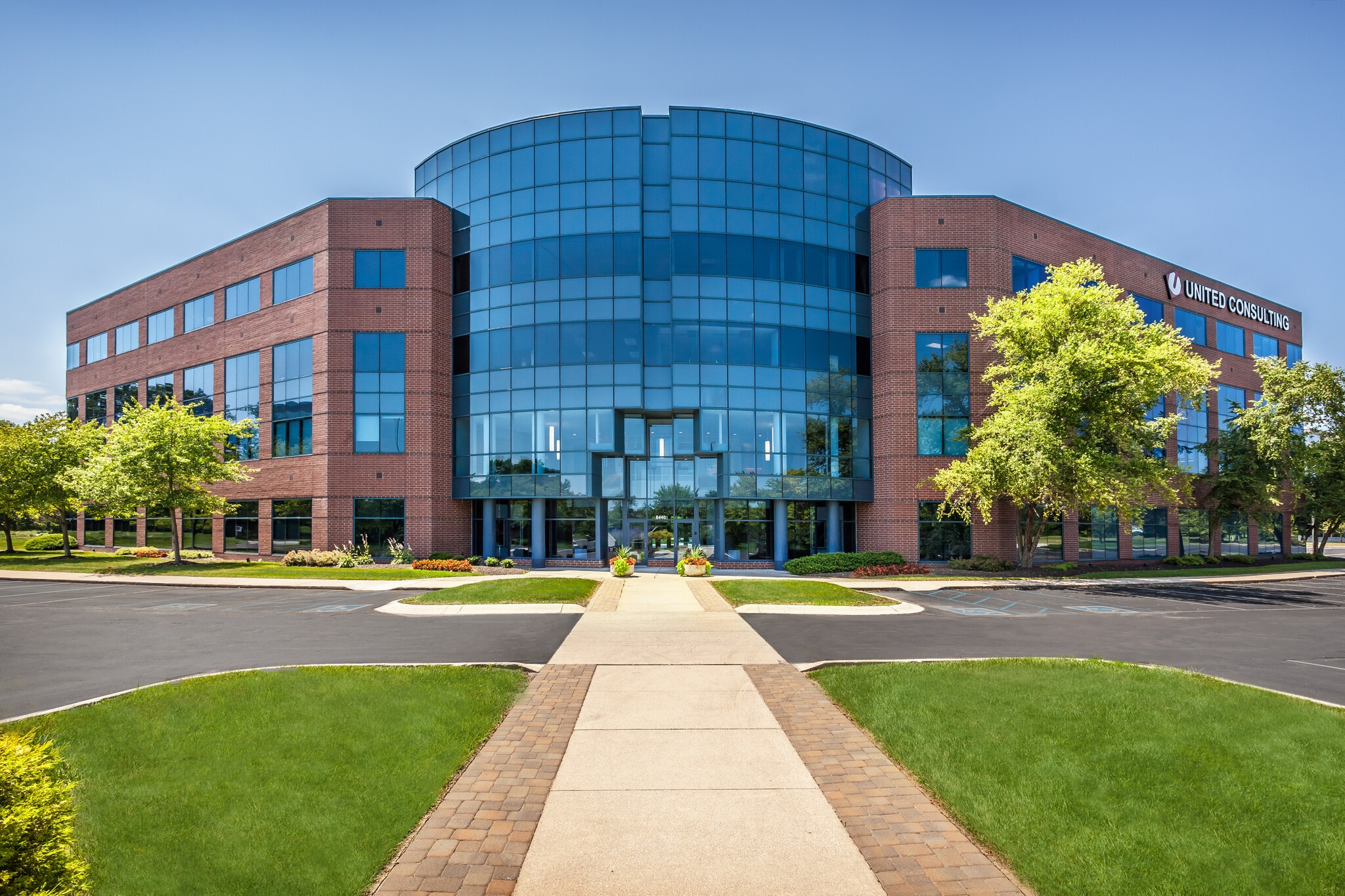 8275 Allison Pointe Trl, Indianapolis, IN 46250 Allison Pointe