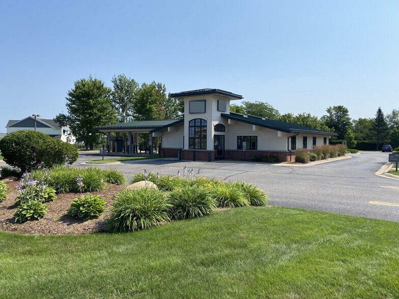 919 Spring St, Petoskey, MI 49770