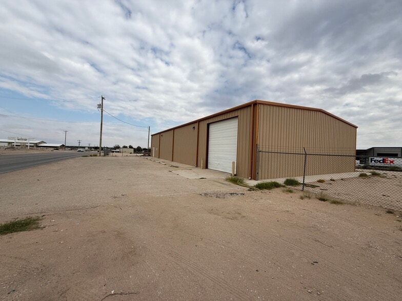 2916 Boyd Dr, Carlsbad, NM for lease - Building Photo - Image 2 of 14