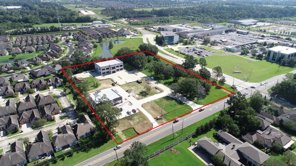 15127 Perkins Rd, Baton Rouge, LA for lease - Primary Photo - Image 1 of 5