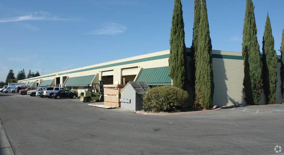 406-499 Reynolds Cir, San Jose, CA for lease - Building Photo - Image 2 of 8