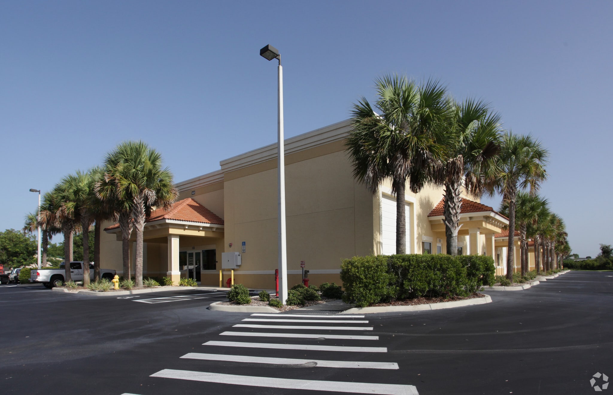 3425 Radio Rd, Naples, FL for sale Primary Photo- Image 1 of 25