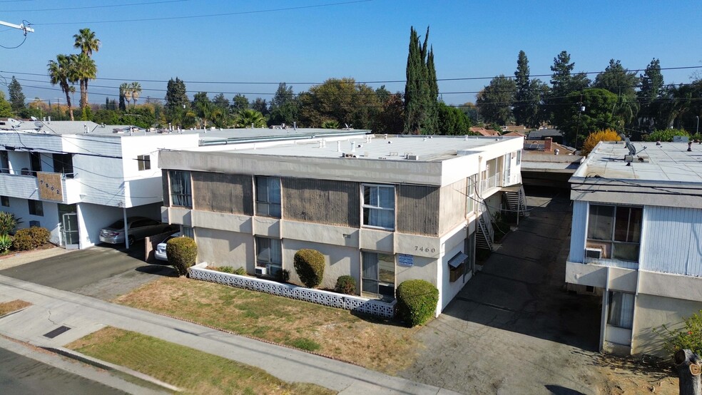 7460 Canby Ave, Reseda, CA for sale - Building Photo - Image 2 of 13