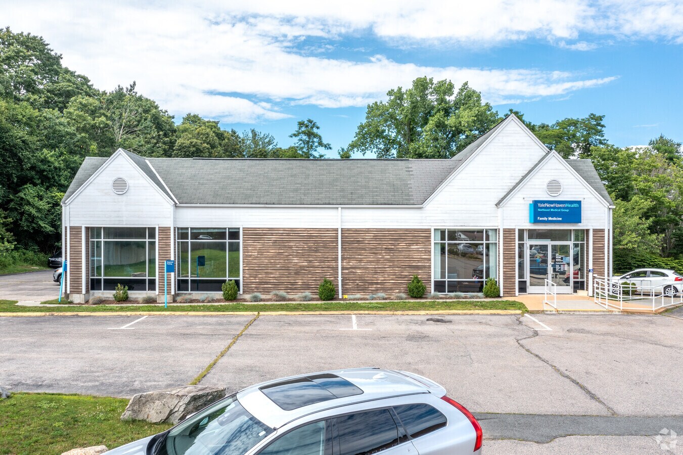 19 Halls Rd, Old Lyme, CT 06371