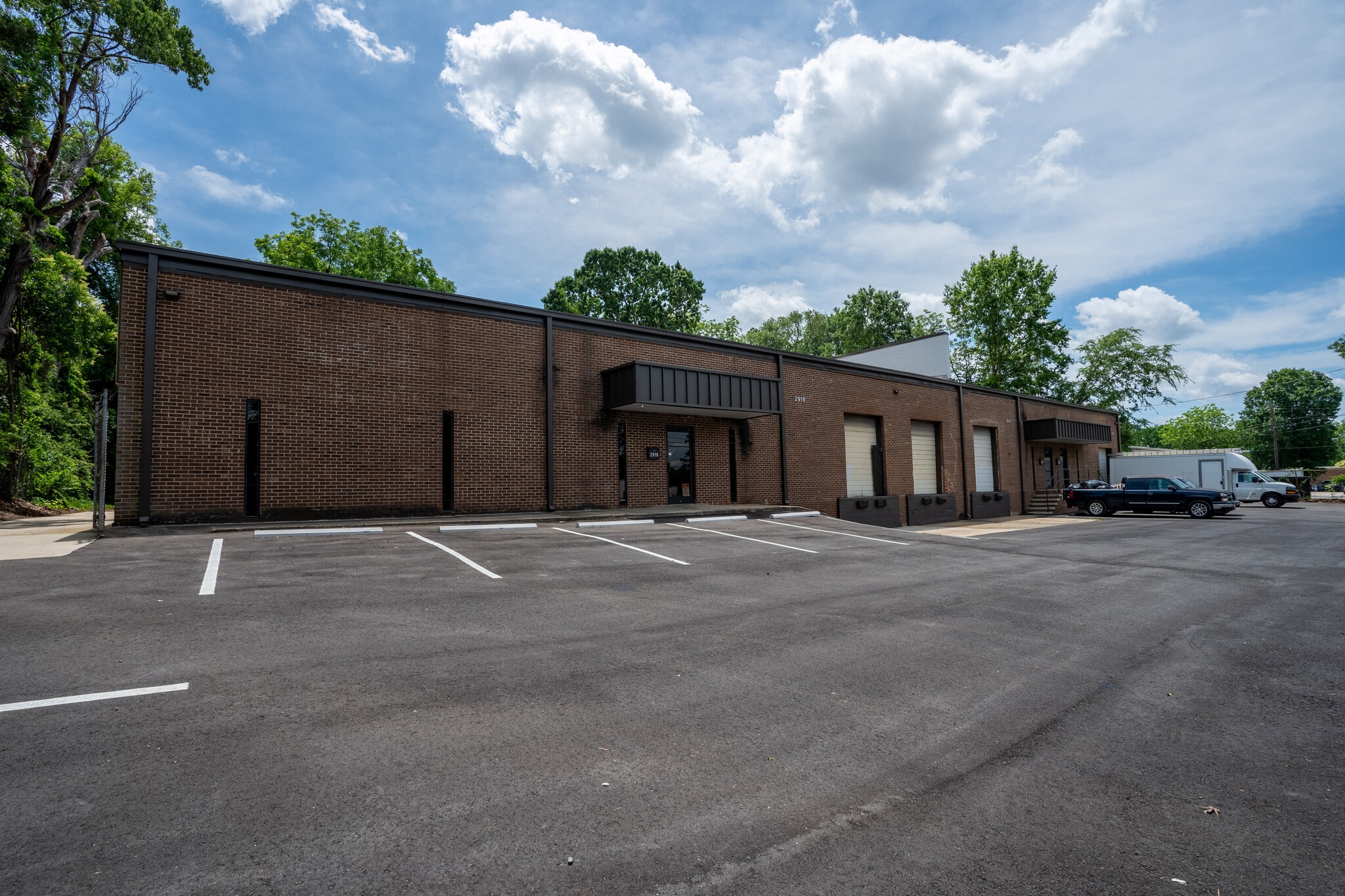 2908-2918 N Graham St, Charlotte, NC for lease Building Photo- Image 1 of 6