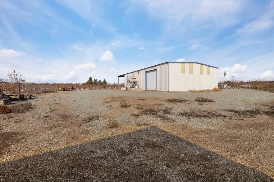 8181 Pezzi rd, Stockton, CA for sale - Building Photo - Image 3 of 27