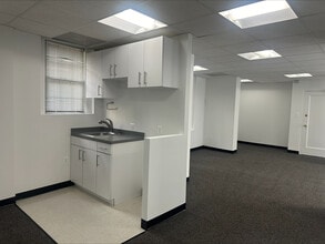 1808 Connecticut Ave NW, Washington, DC for lease Interior Photo- Image 2 of 8