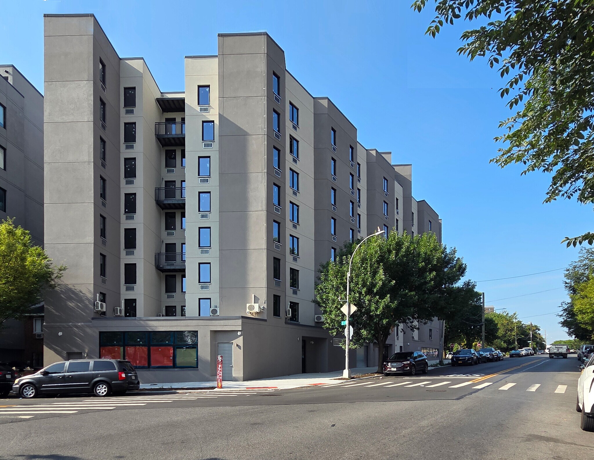 16 Wade Sq, Bronx, NY for lease Building Photo- Image 1 of 4