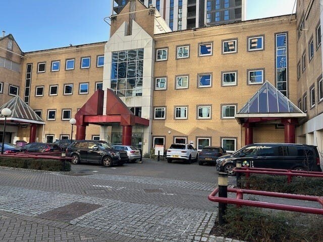 221 Marsh Wall, London for lease - Building Photo - Image 2 of 16