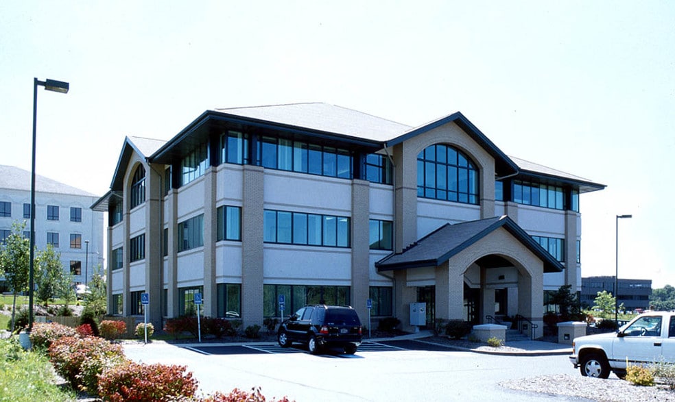 5500 Brooktree Rd, Wexford, PA for lease - Building Photo - Image 2 of 11