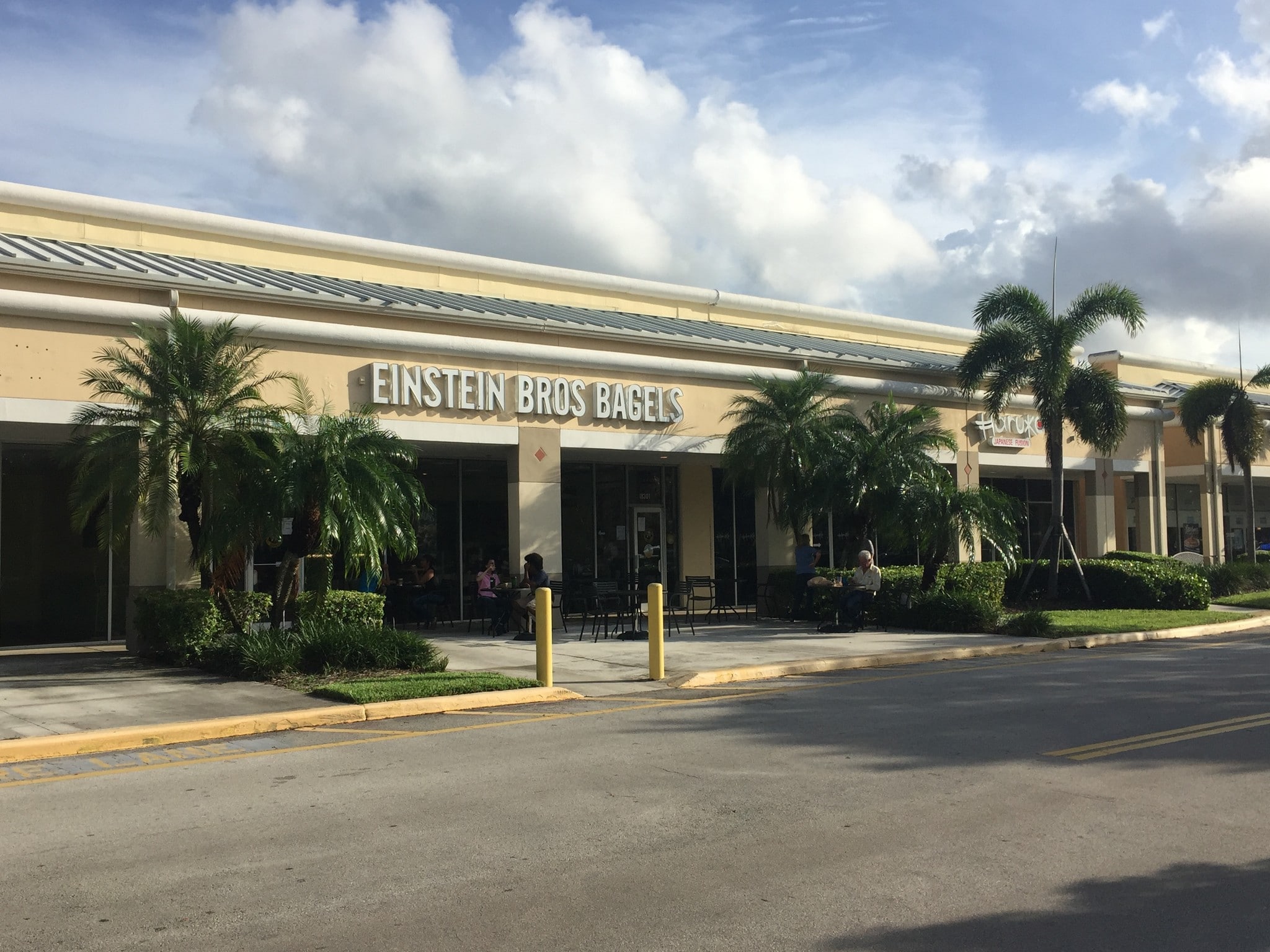 1820118391 Pines Blvd, Pembroke Pines, FL 33029 Shoppes of Silver