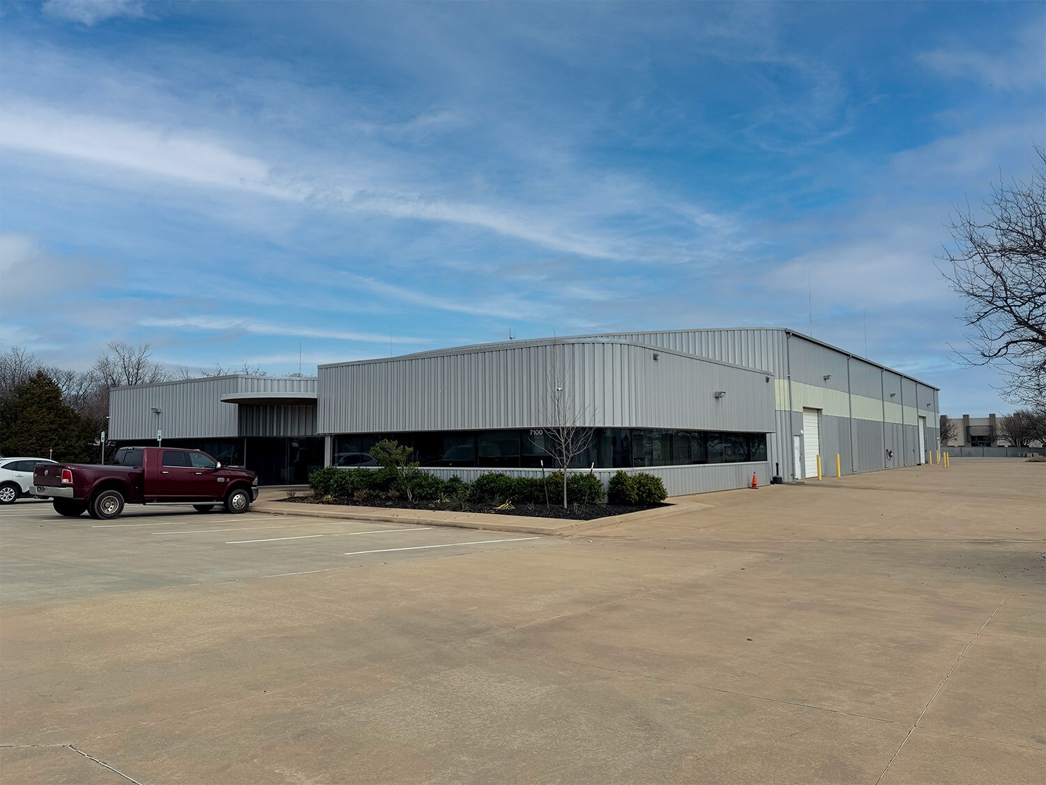 7100 N Santa Fe Ave, Oklahoma City, OK for lease Building Photo- Image 1 of 5