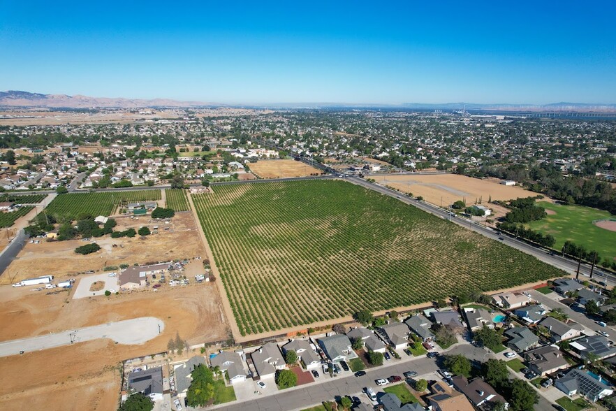 Laurel Ave., Oakley, CA for sale - Building Photo - Image 3 of 8