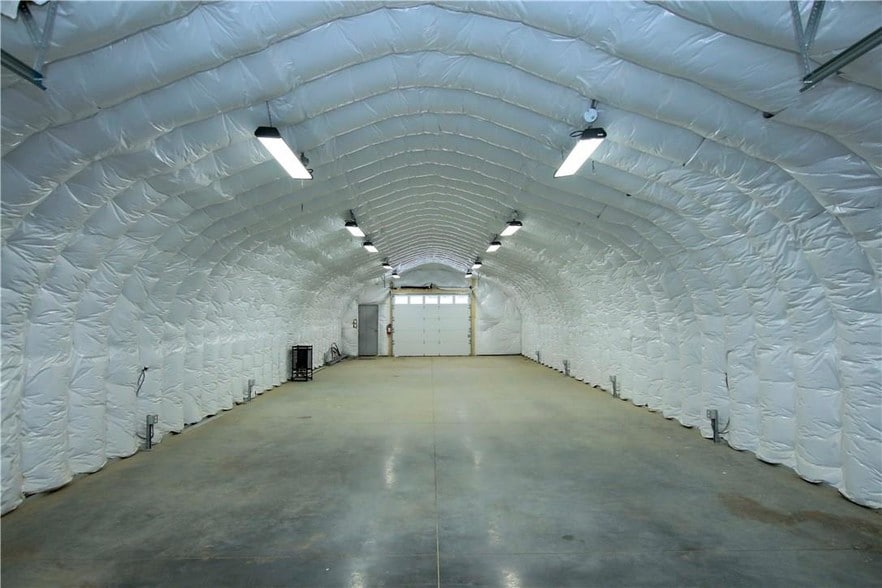 1429 Meadow Dr, Ottawa, ON for sale - Building Photo - Image 2 of 4