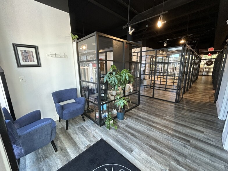 111 Church St NW, Vienna, VA for lease - Building Photo - Image 2 of 9