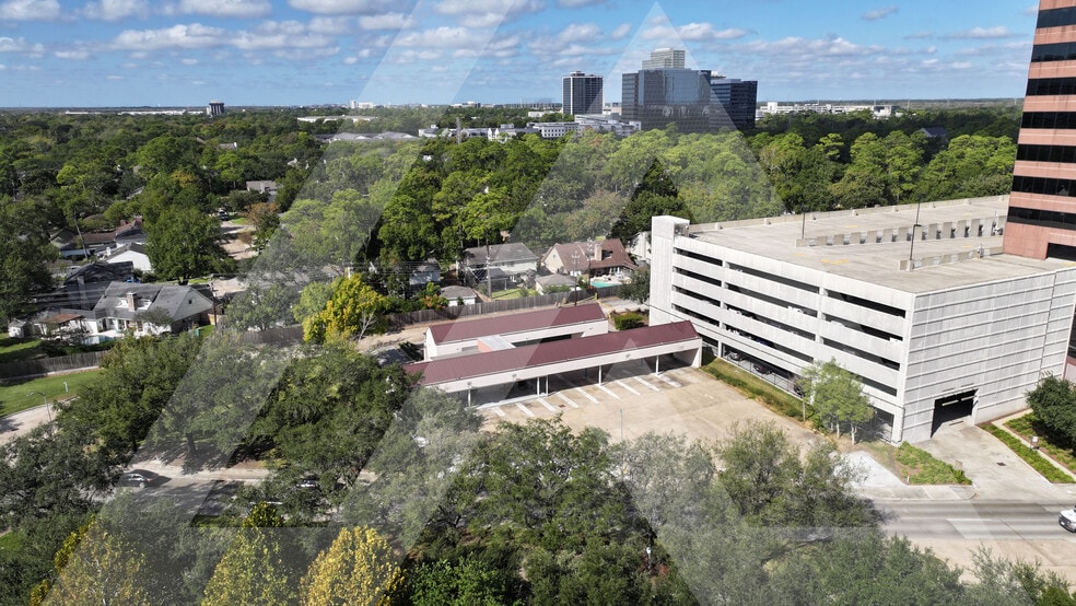 747 N Eldridge Pky, Houston, TX for sale - Building Photo - Image 3 of 15