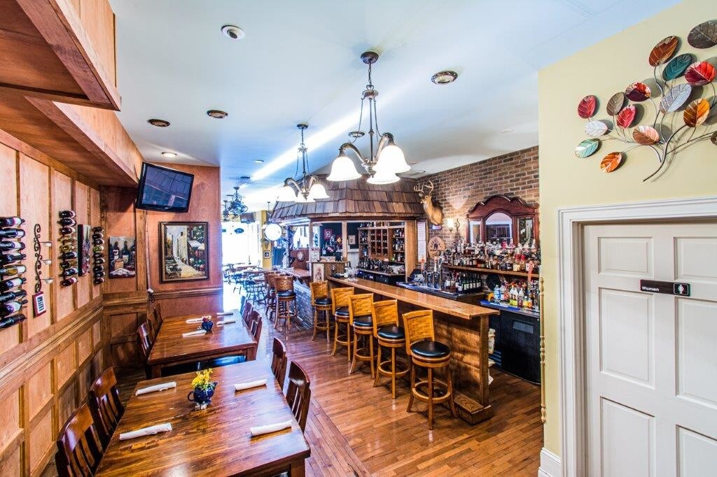 183 S Main St, Russellville, KY 42276 ARIELLA RESTAURANT BISTRO AND