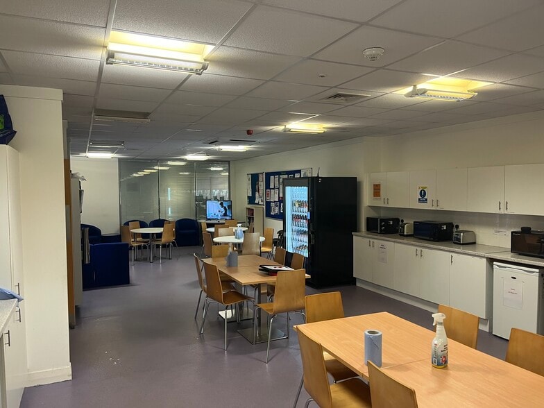 6 Druimchat Vw, Dingwall for sale - Building Photo - Image 2 of 4