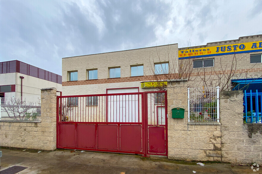 Industrial in Getafe, MAD for lease - Primary Photo - Image 2 of 33