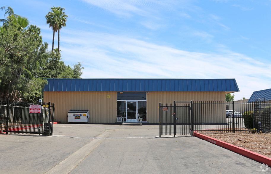 3424-3440 Auburn Blvd, Sacramento, CA for lease - Building Photo - Image 2 of 6