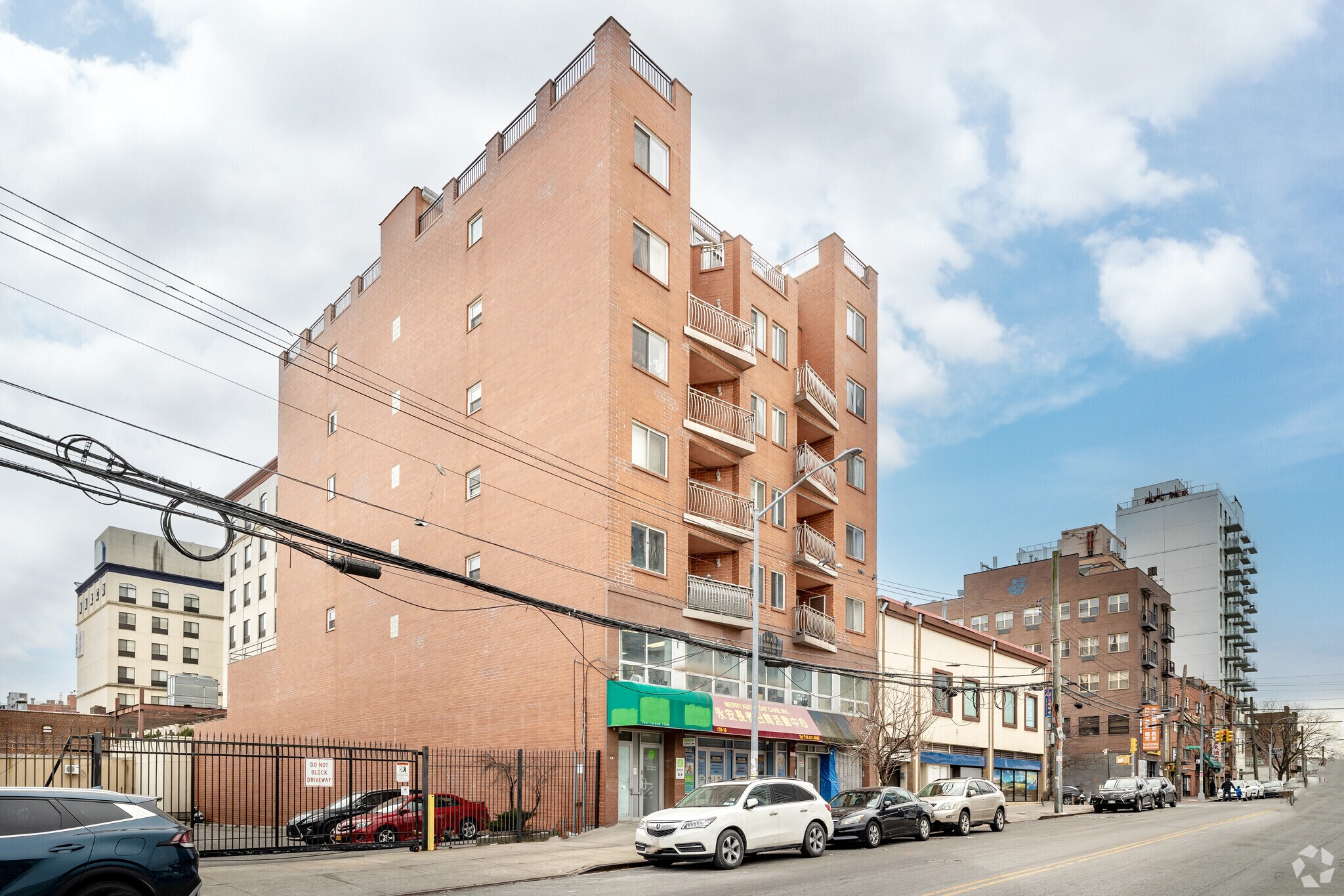 Multifamily in Flushing, NY for sale Primary Photo- Image 1 of 1