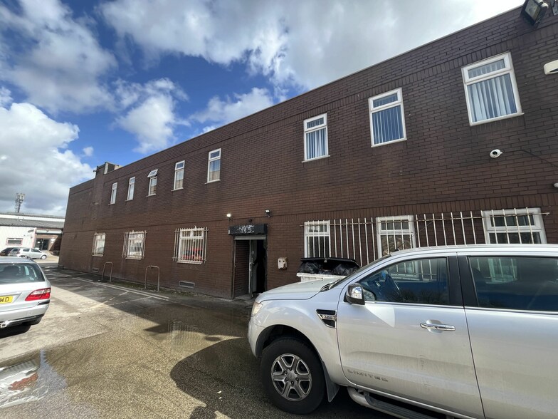 Bridge Ln, Warrington for lease - Building Photo - Image 2 of 13