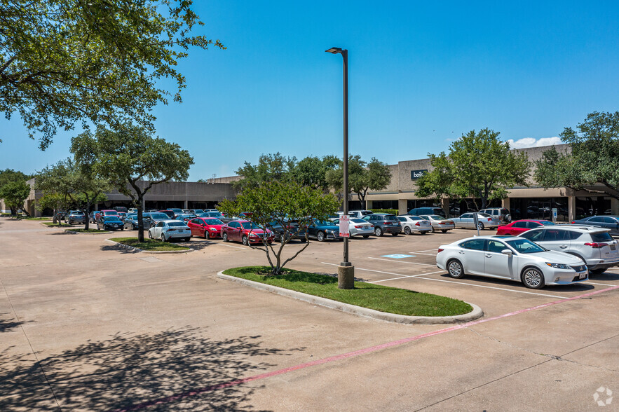 2025 Royal Ln, Dallas, TX for lease - Building Photo - Image 2 of 6