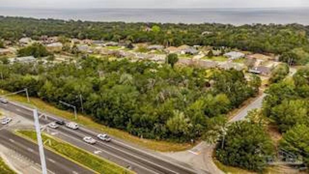 4900 Gulf Breeze Pkwy Pky, Gulf Breeze, FL for sale - Other - Image 1 of 1