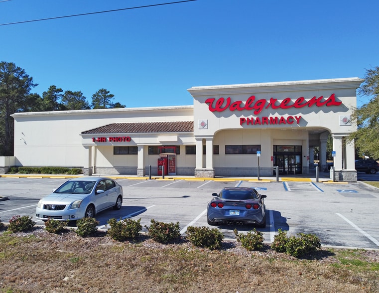 4255 Commercial Way, Spring Hill, FL for sale - Building Photo - Image 2 of 2