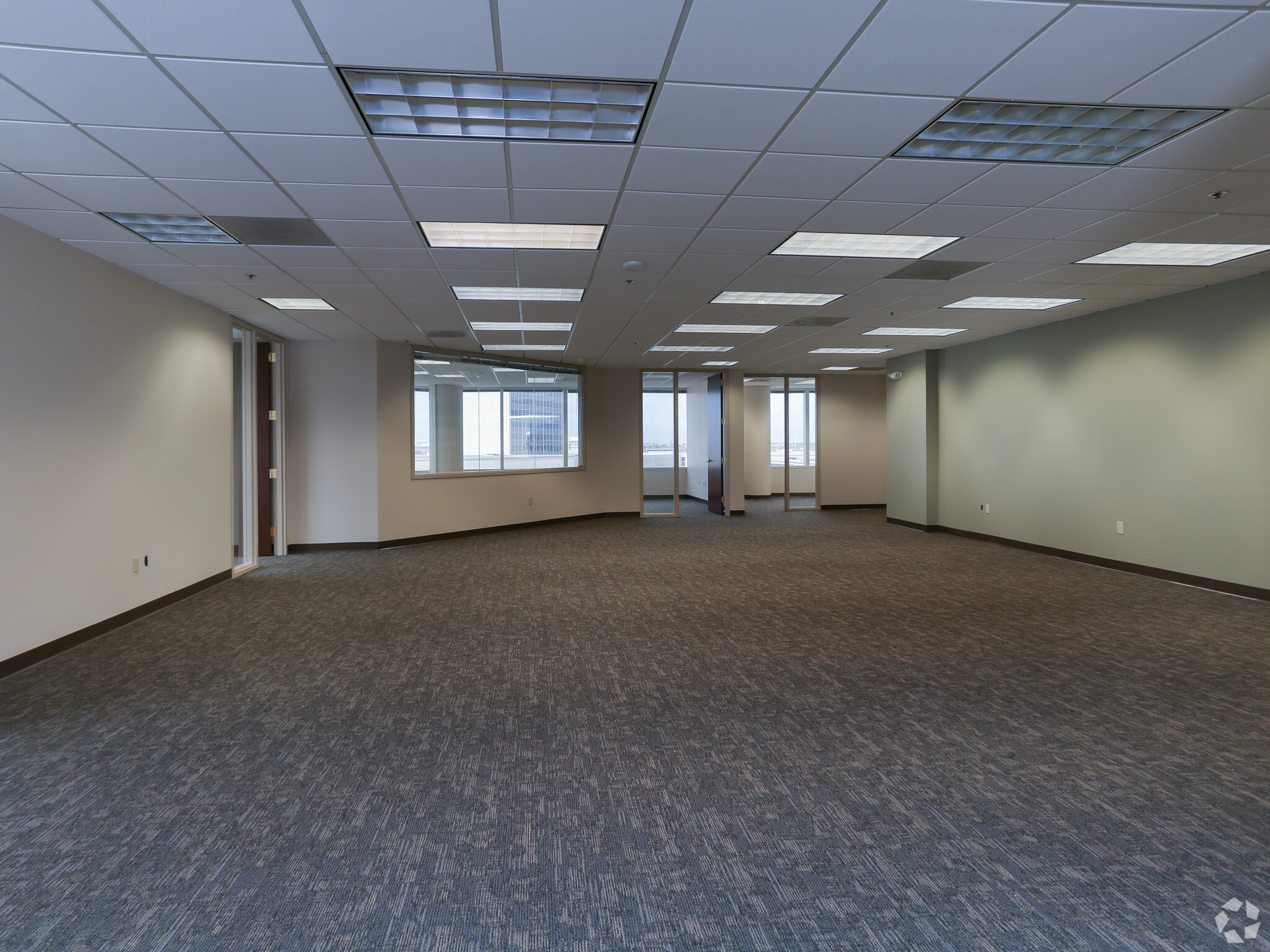 225 Water St, Jacksonville, FL for lease Interior Photo- Image 1 of 1