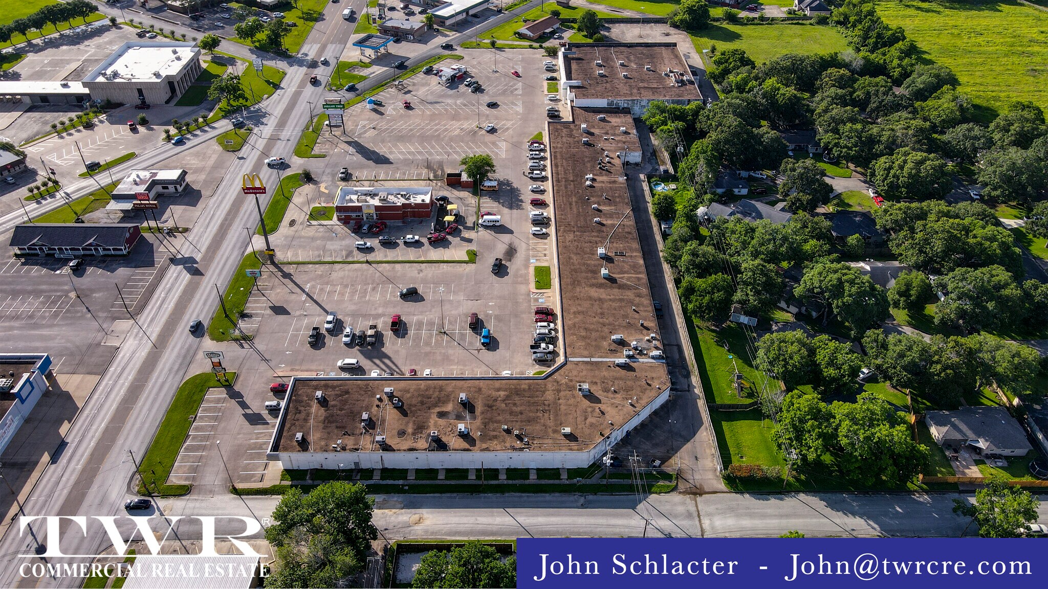 1200 N Mechanic St, El Campo, TX 77437 El Campo Shopping Center