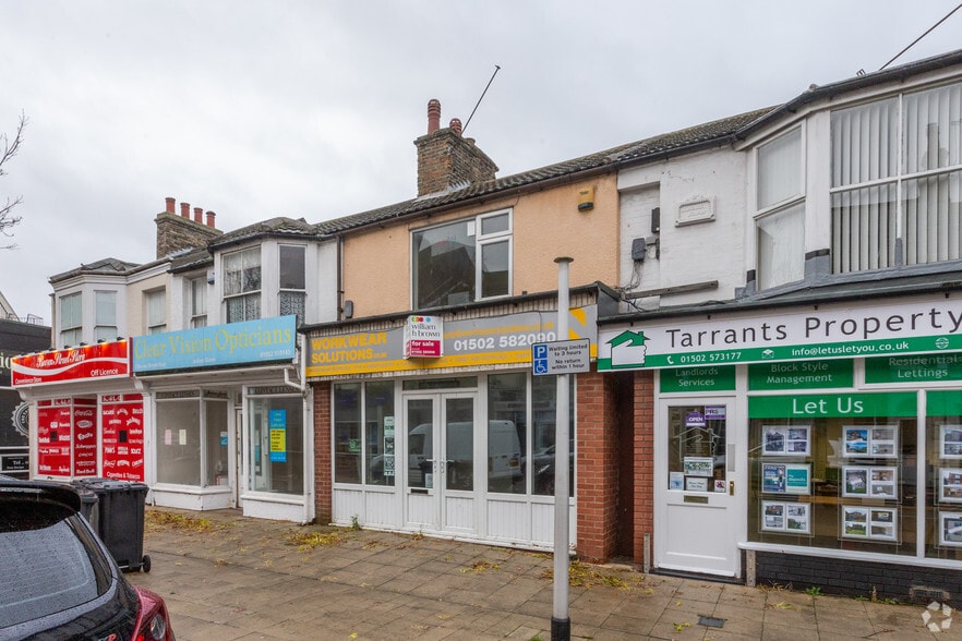 3 Bevan St E, Lowestoft for sale - Primary Photo - Image 1 of 5