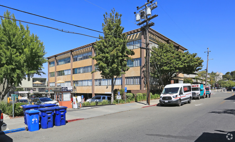 3000 Colby St, Berkeley, CA 94705 - Colby Medical Center | LoopNet