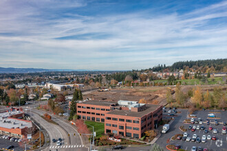 10121 SE Sunnyside Rd, Clackamas, OR 97015 - Three Town Center | LoopNet