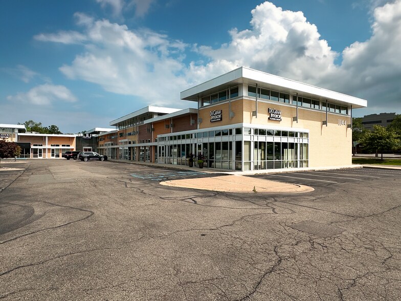 1144 E Paris Ave SE, Grand Rapids, MI for lease - Building Photo - Image 2 of 2