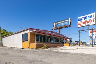 4725 Clinton Hwy, Knoxville TN - Warehouse