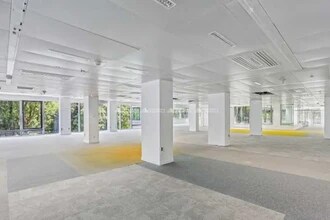 40-52 Boulevard Du Parc, Neuilly-sur-Seine for lease Interior Photo- Image 2 of 2