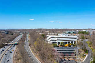 4 W Red Oak Ln, White Plains, NY - aerial  map view