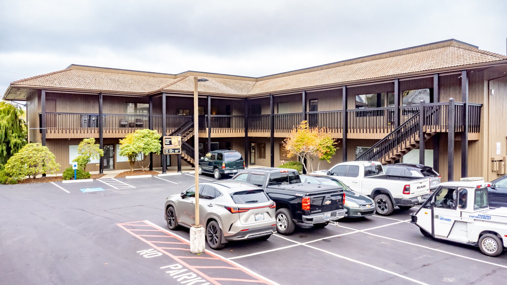 600 Kitsap St, Port Orchard, WA 98366 Ray R. Greenwood Professional