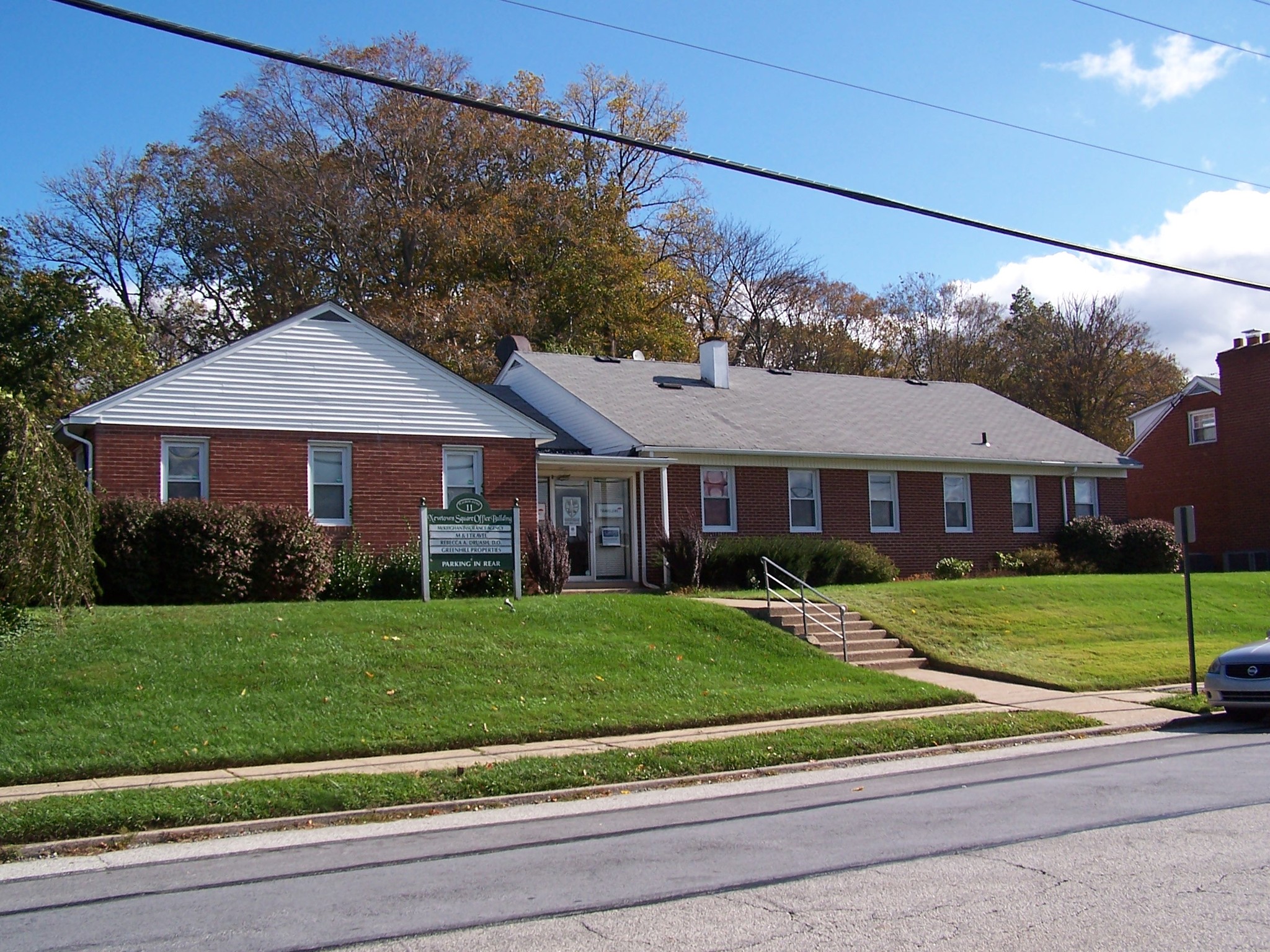 11 Saint Albans Ave, Newtown Square, PA for lease Primary Photo- Image 1 of 11