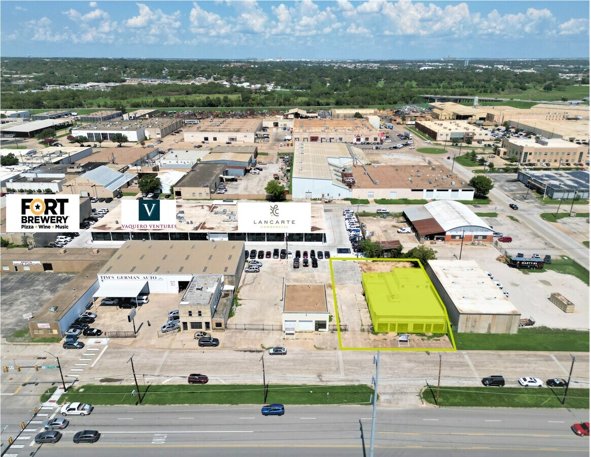 2616 White Settlement Rd, Fort Worth, TX 76107