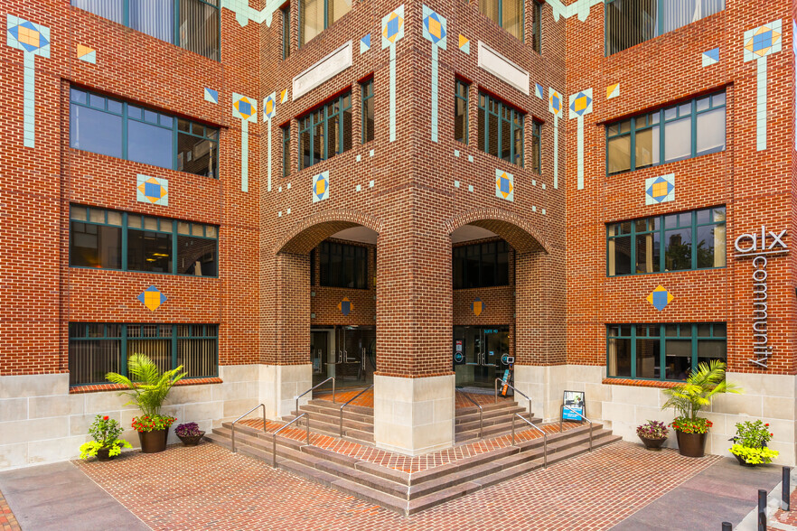 201 N Union St, Alexandria, VA for lease - Building Photo - Image 3 of 7